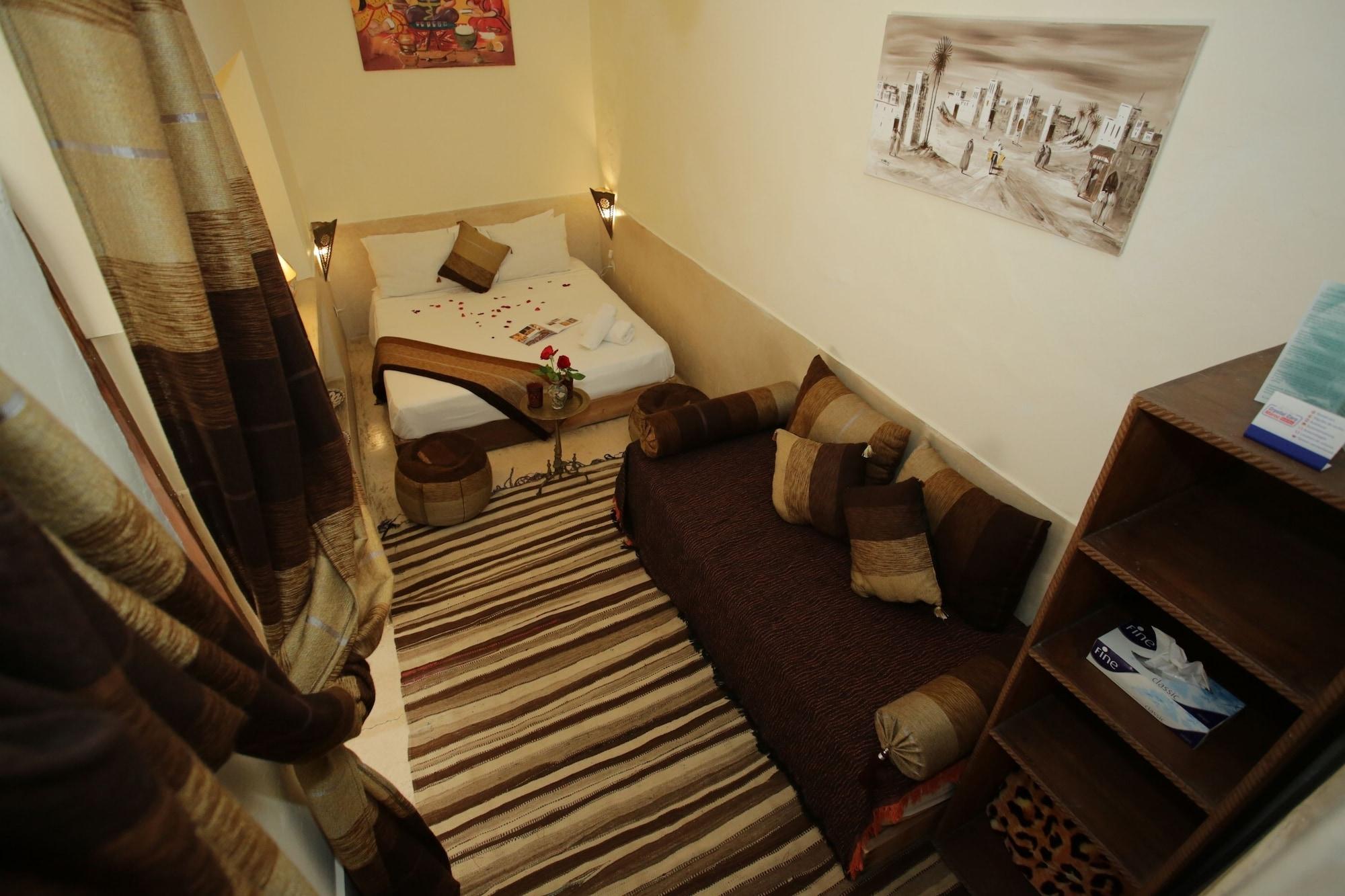 Riad White Flowers Marakeş Dış mekan fotoğraf