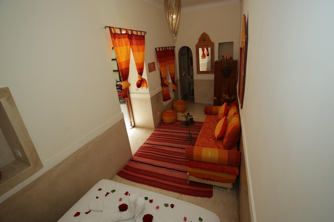 Riad White Flowers Marakeş Dış mekan fotoğraf